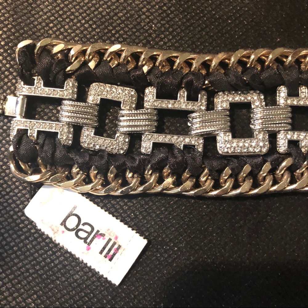 Bar lll Ribbon chain rhinestones heavy bracelet Classic look